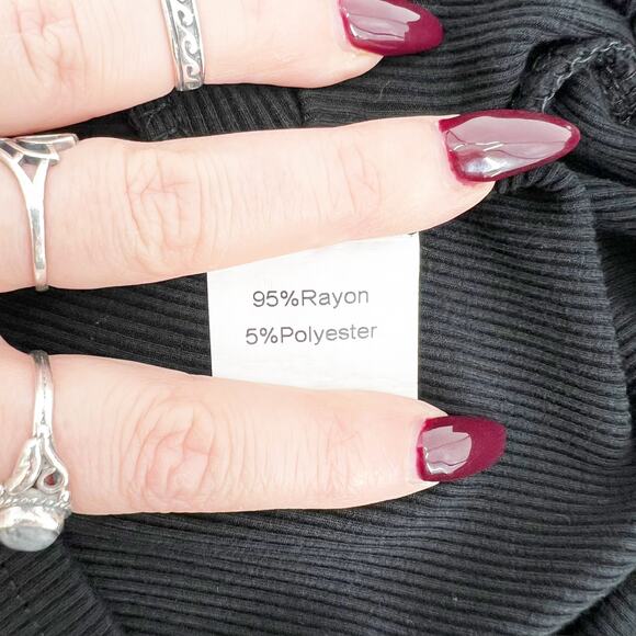 Urban Outfitters Black Turtleneck Ribbed Long Sleeve M - Picture 5 of 5